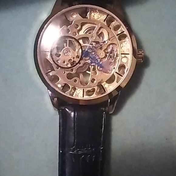 (Bundle 2) Pulsar Watch and a wind up Robotics main image 7